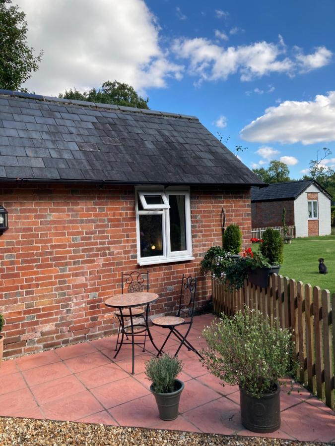 Hunters Moon B&B Tidworth 外观 照片