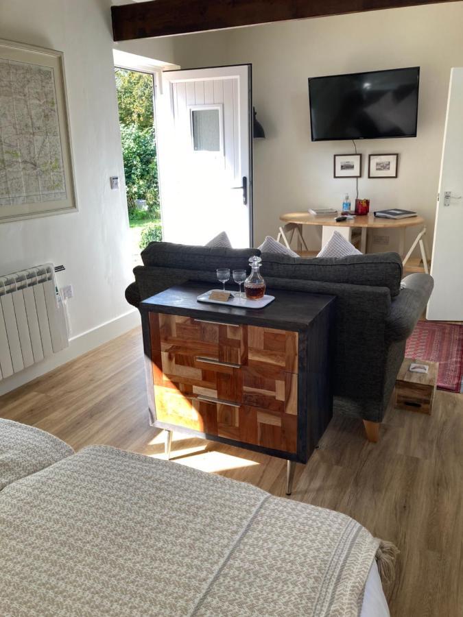 Hunters Moon B&B Tidworth 外观 照片