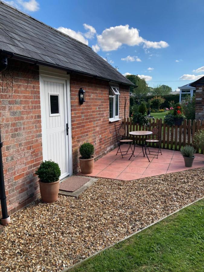 Hunters Moon B&B Tidworth 外观 照片