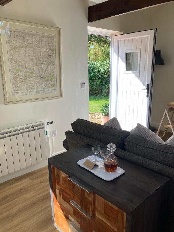 Hunters Moon B&B Tidworth 外观 照片