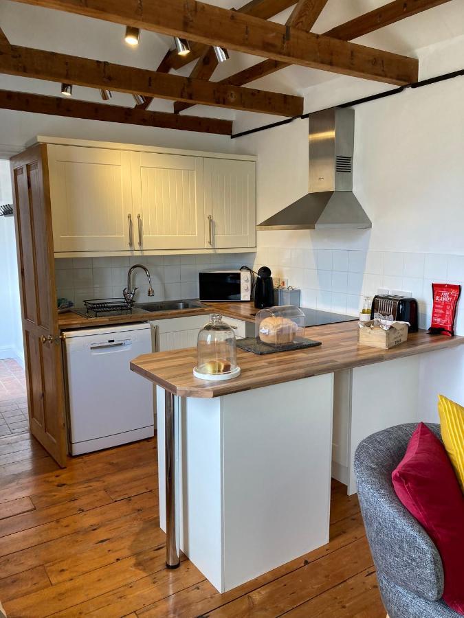Hunters Moon B&B Tidworth 外观 照片