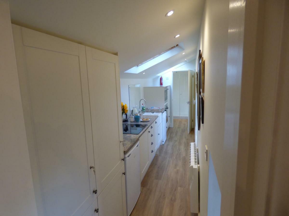 Hunters Moon B&B Tidworth 外观 照片