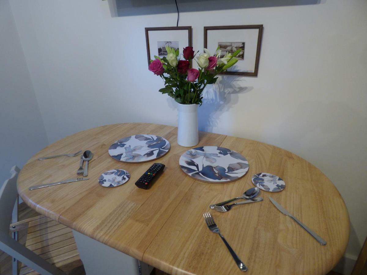 Hunters Moon B&B Tidworth 外观 照片